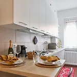 Incantevole A Комо